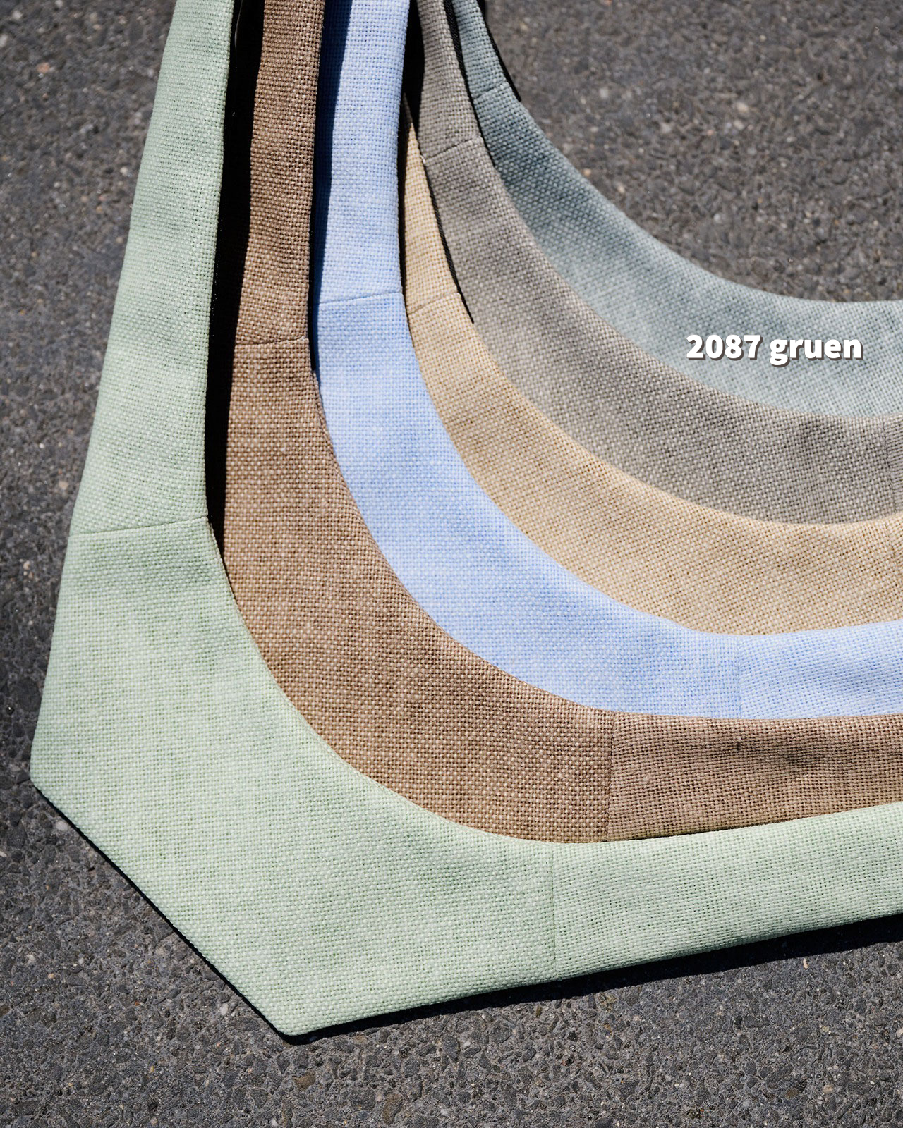 BERLIN BOW No. II | Leinen