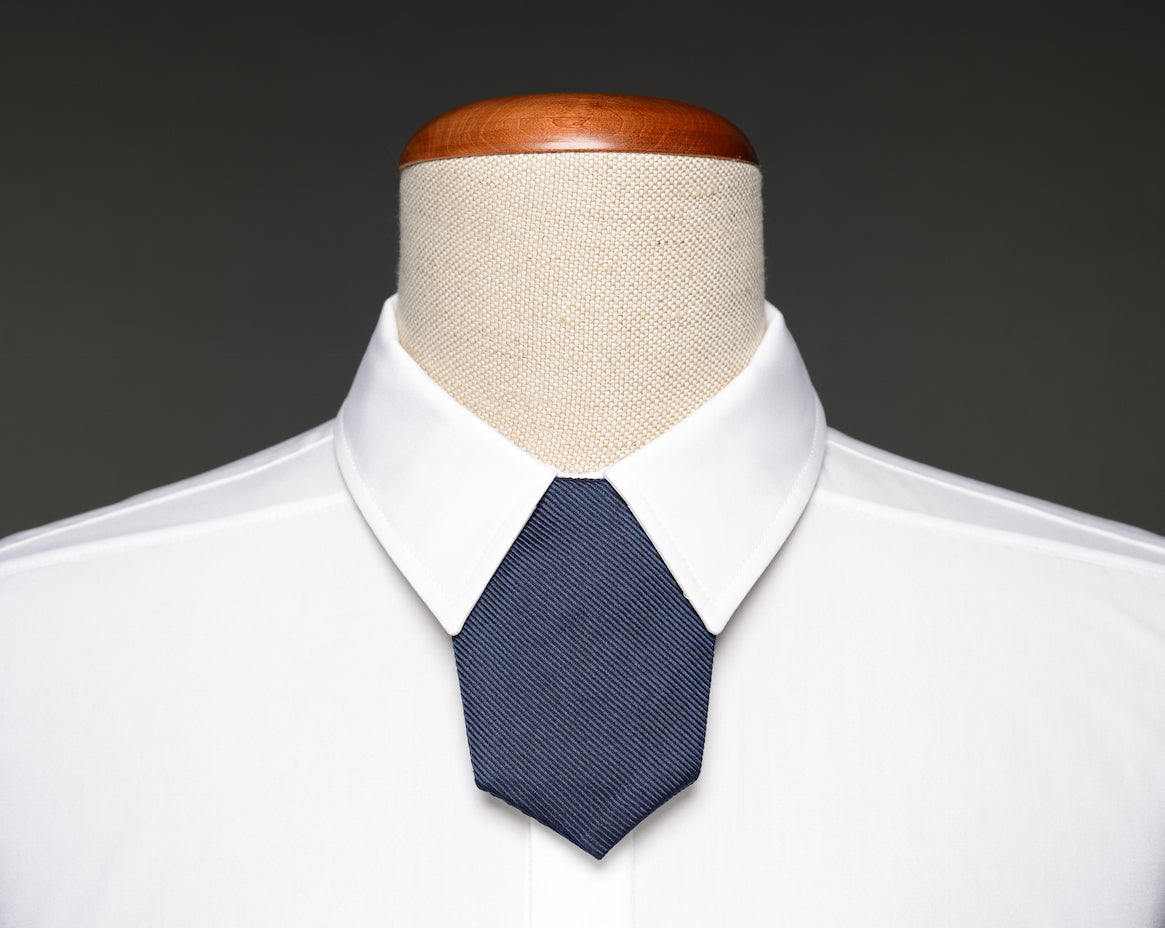 BERLIN BOW No. III design: silk rep