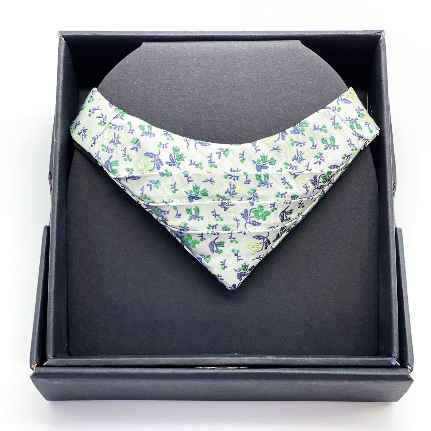 BERLIN BOW No. I design: bianca flower - 2077 green - accessories